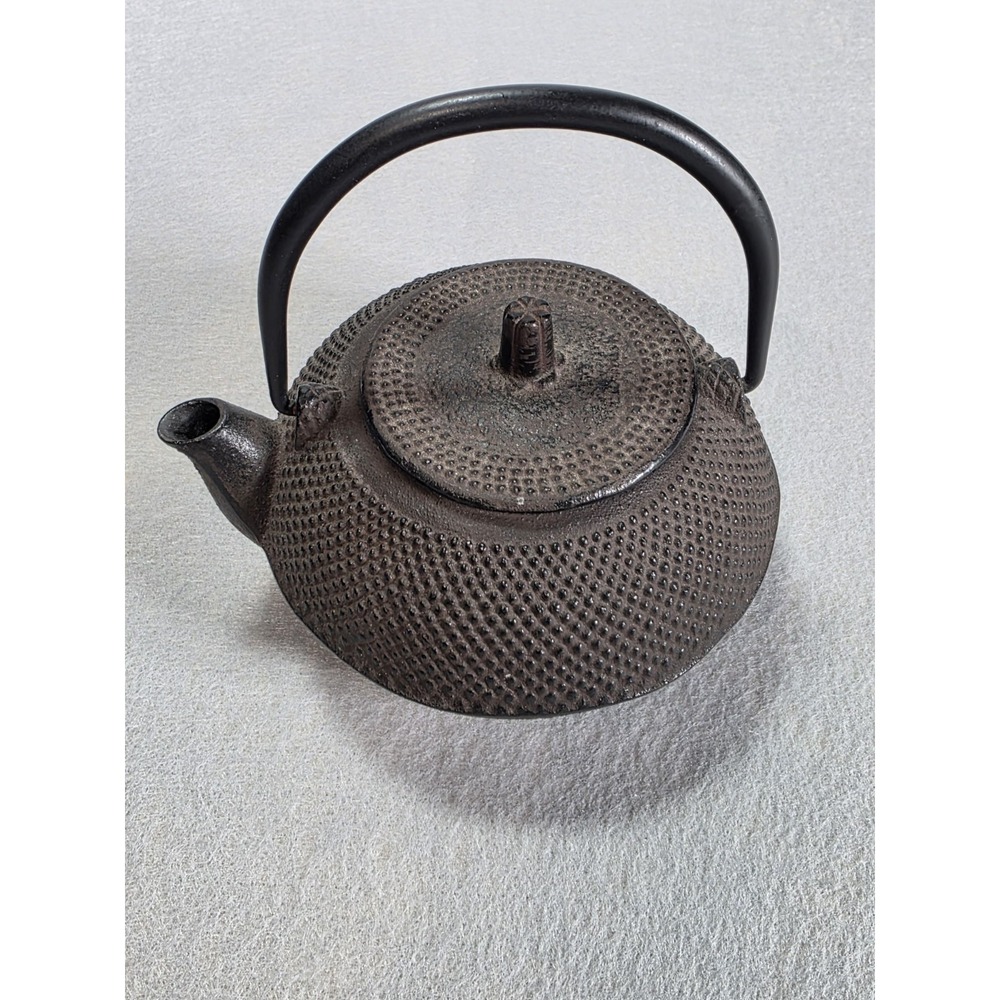 Japan Cast Iron Tea Kettle - Picture 9 of 12